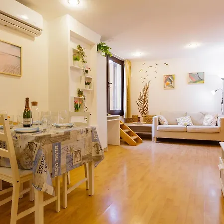 Apartment Sauc *